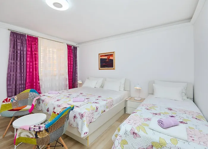 Azinovic * דוברובניק