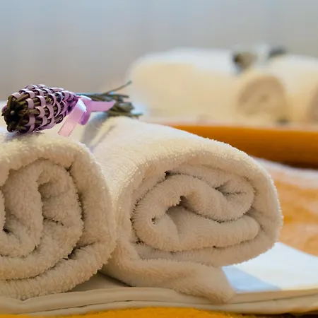 Azinovic アパート