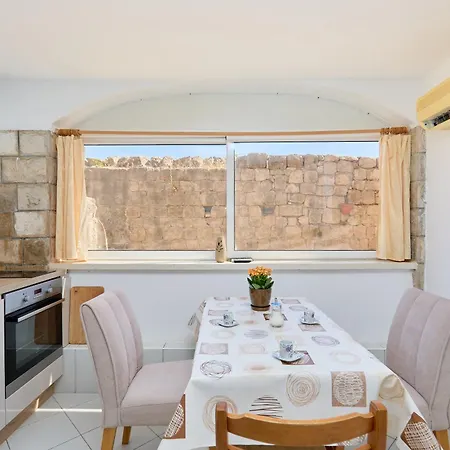 Azinovic Apartamento